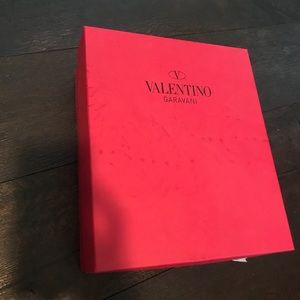Valentino Shoebox
